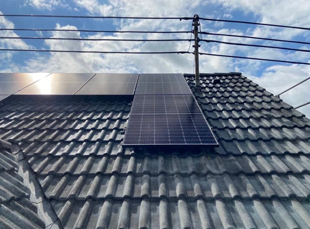 Photovoltaik auf dem Dach.jpeg